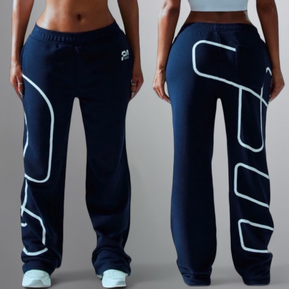 FN Paris Straight Leg Sweatpant - Navy